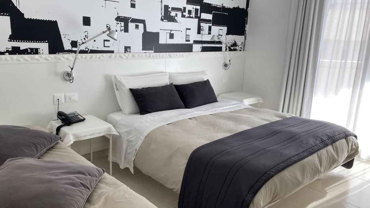 Quihotel Porto Cesareo Eksteriør billede