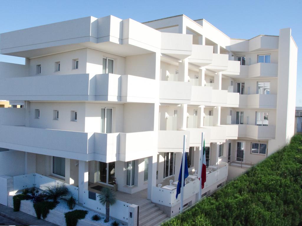 Quihotel Porto Cesareo Eksteriør billede