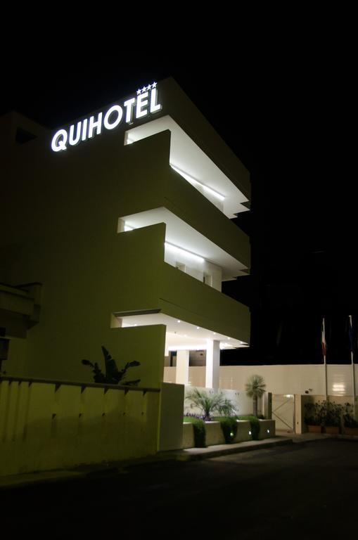 Quihotel Porto Cesareo Eksteriør billede