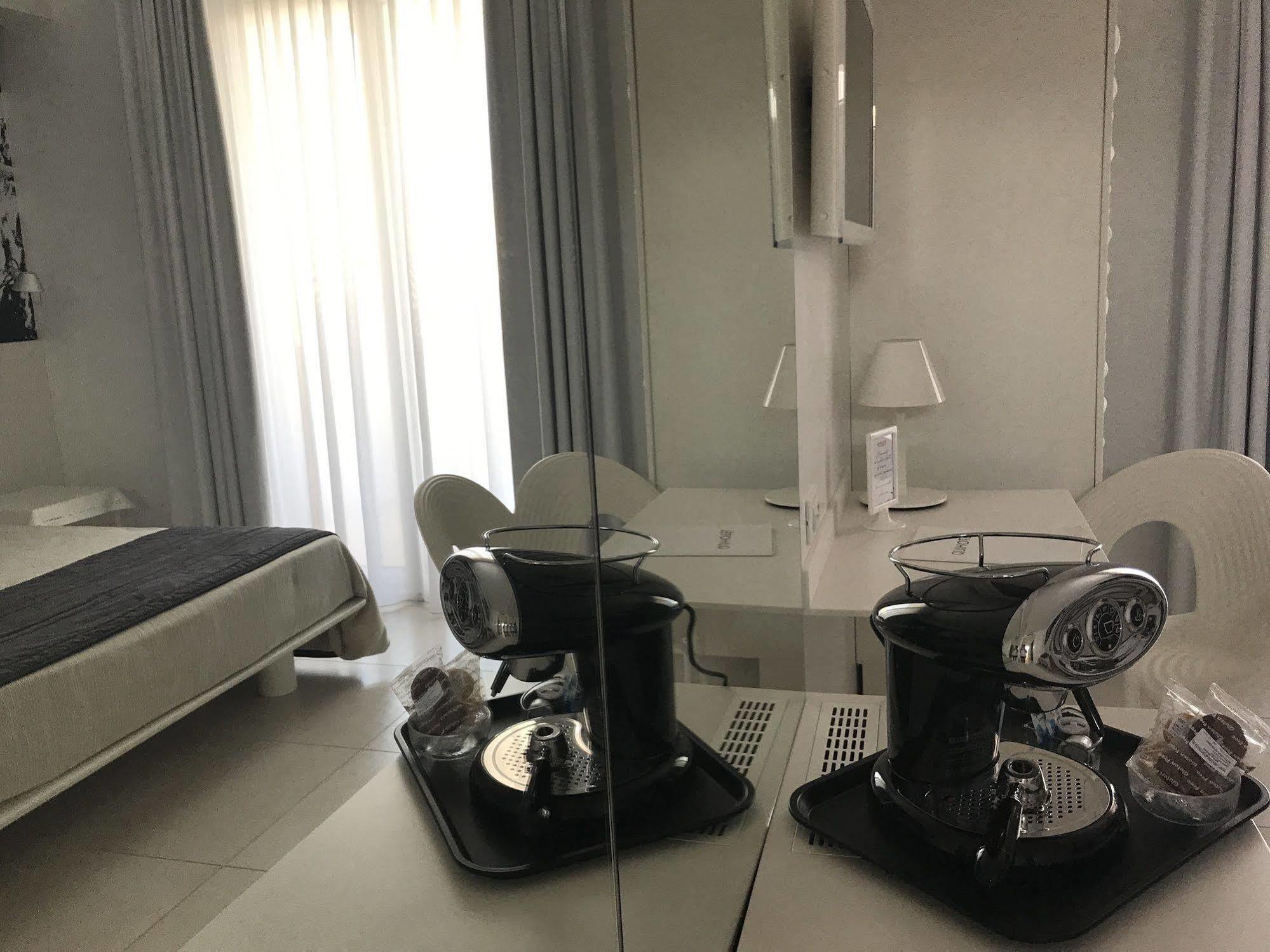 Quihotel Porto Cesareo Eksteriør billede