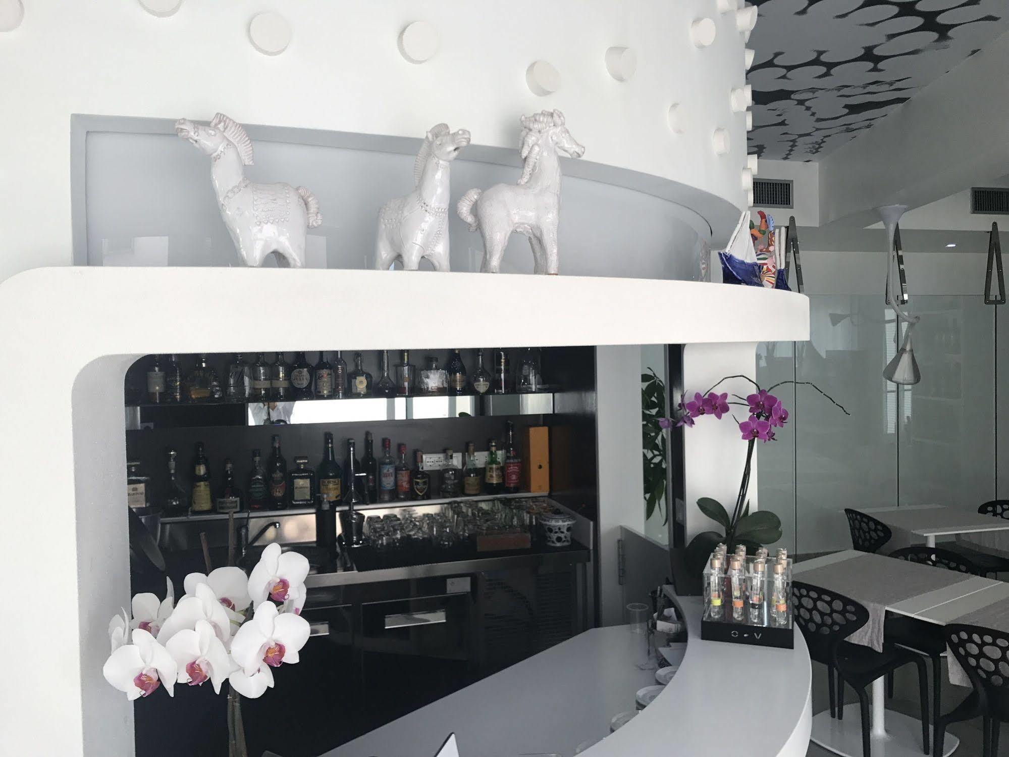 Quihotel Porto Cesareo Eksteriør billede